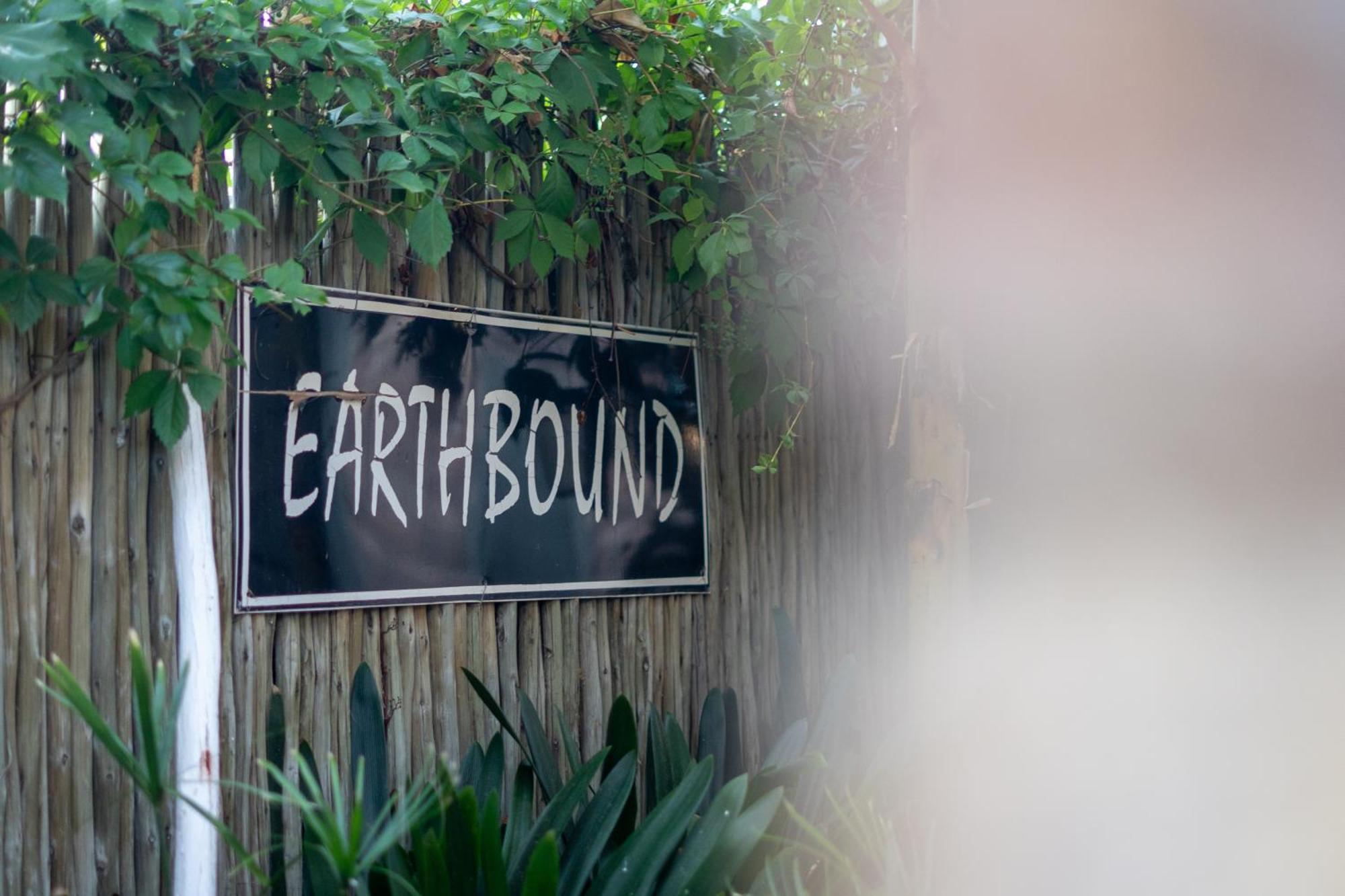 אאודטסהורן Earthbound Guest House מראה חיצוני תמונה